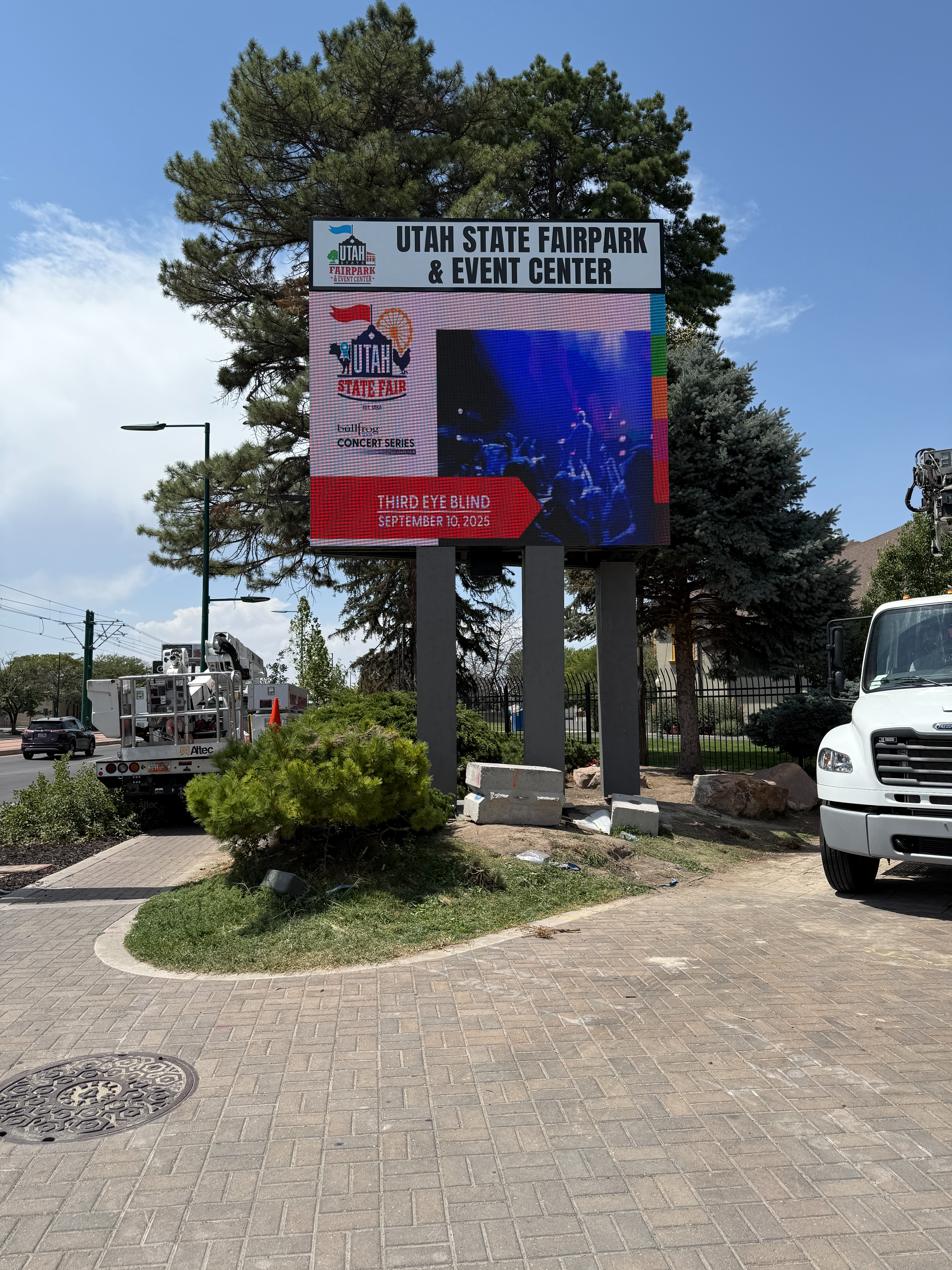 Municipal LED Sign Manufacturer | Government & Civic Displays